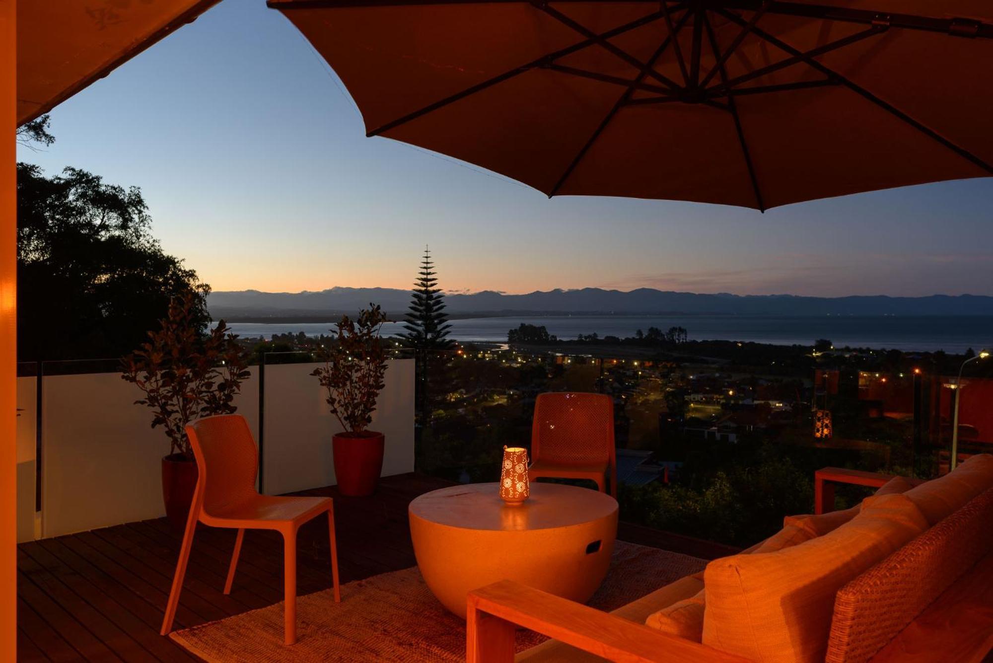 Tosswill Road - Bay Vista Apartment เนลสัน ภายนอก รูปภาพ